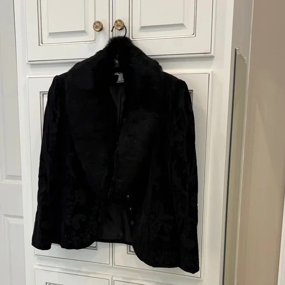 Nygard Black Faux FurJacket. Removable fur collar. Three snap closure. - Picture 1 of 5